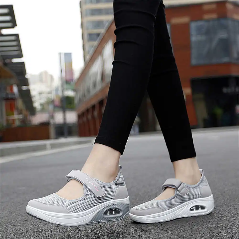 Luxury Lifestyle Names - 36-41 Demi-season Colored Sneakers Walking Skates